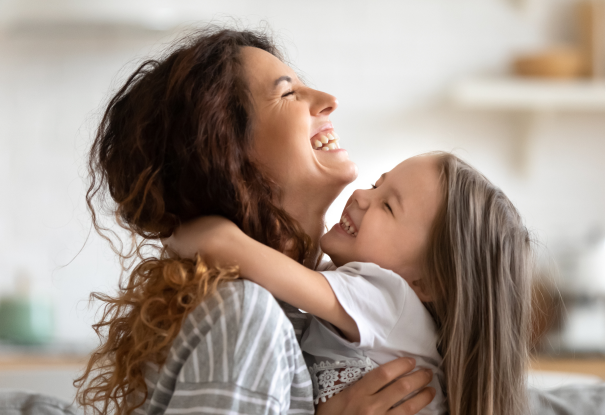 mum-and-daughter-laughing (desktop)